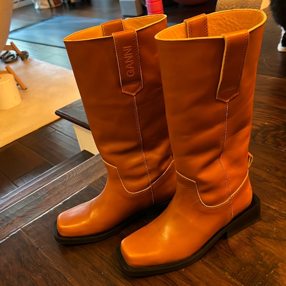 Ganni boots